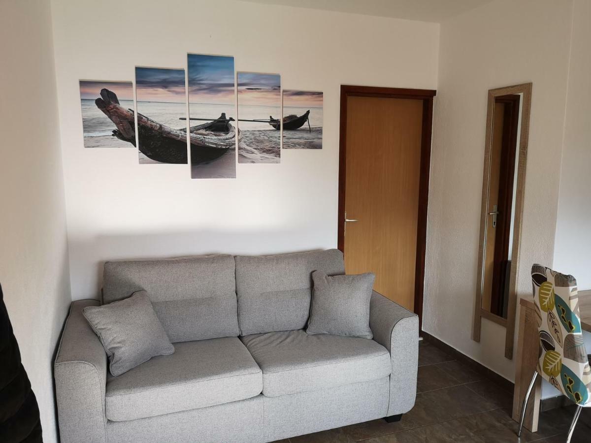 Holiday Home Cvitka Vis Ngoại thất bức ảnh
