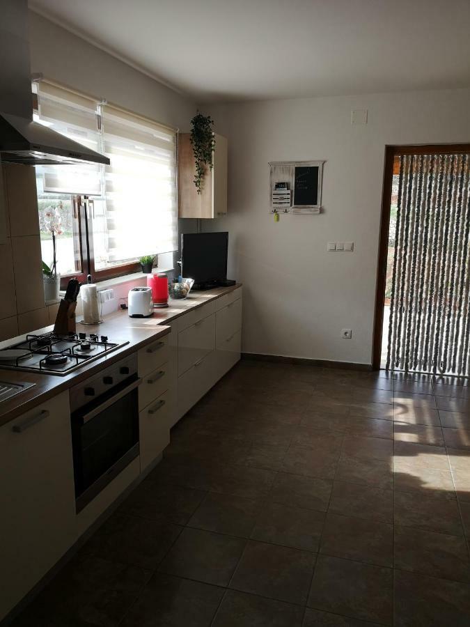 Holiday Home Cvitka Vis Ngoại thất bức ảnh