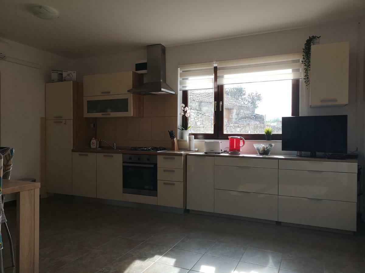 Holiday Home Cvitka Vis Ngoại thất bức ảnh